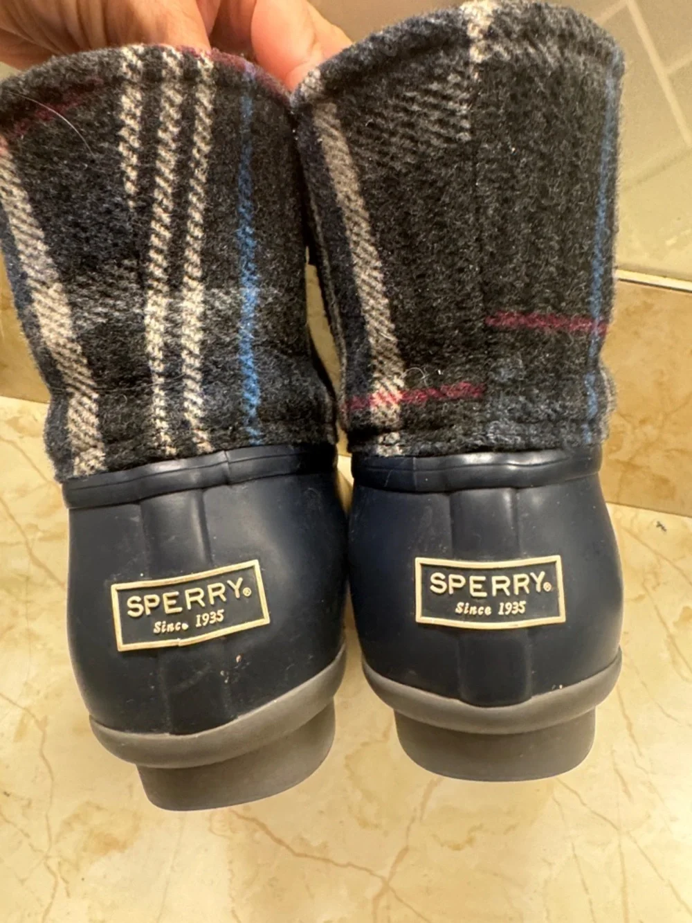 Sperry Navy & Gray wool plaid Saltwater Rubber Rain Duck Boots women’s 7.5